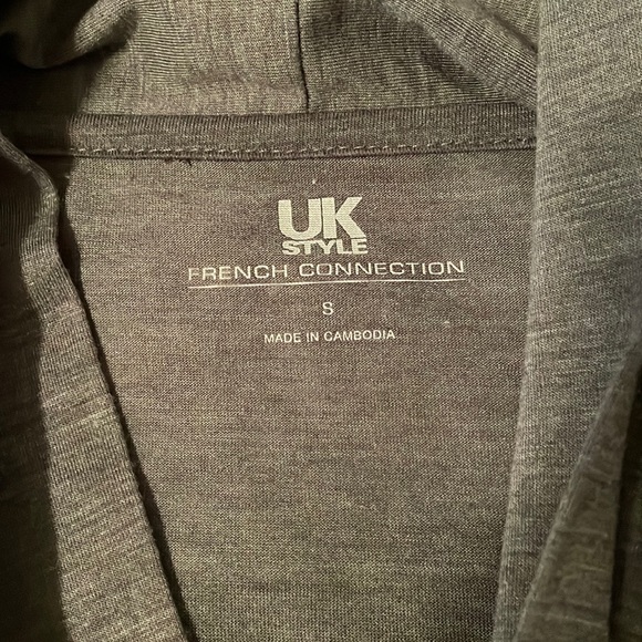 Grey Asymmetrical Long Sleeve Top - Picture 4 of 5